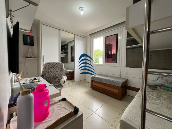 Imagem Casa com 4 Quartos à Venda, 237 m² em Jaguaribe - Salvador Imagem Casa com 4 Quartos à Venda, 237 m² em Jaguaribe - Salvador