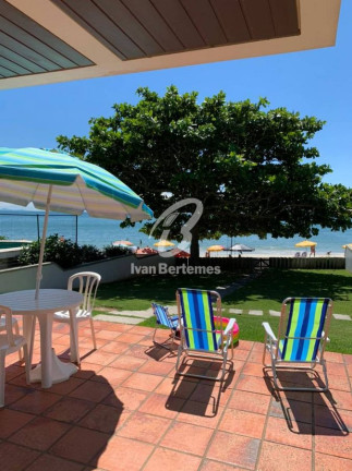 Imagem Casa com 4 Quartos para Temporada, em Centro - Bombinhas Imagem Casa com 4 Quartos para Temporada, em Centro - Bombinhas