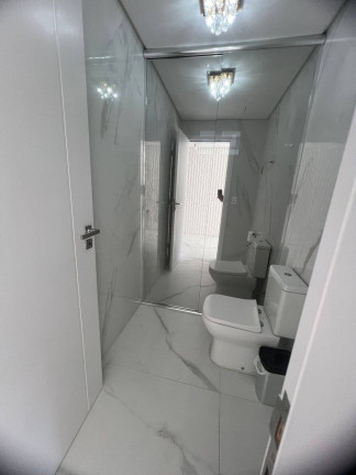 Imagem Casa com 4 Quartos à Venda, 360 m² em Estreito - Florianópolis Imagem Casa com 4 Quartos à Venda, 360 m² em Estreito - Florianópolis