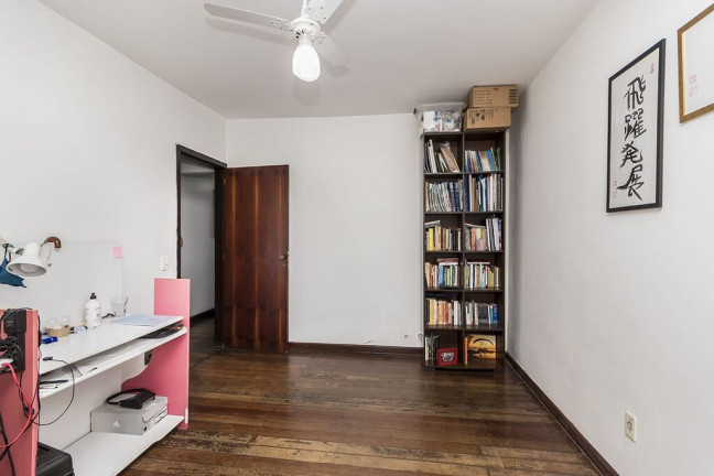 Imagem Casa com 4 Quartos à Venda, 363 m² em Jardim Itu - Porto Alegre Imagem Casa com 4 Quartos à Venda, 363 m² em Jardim Itu - Porto Alegre