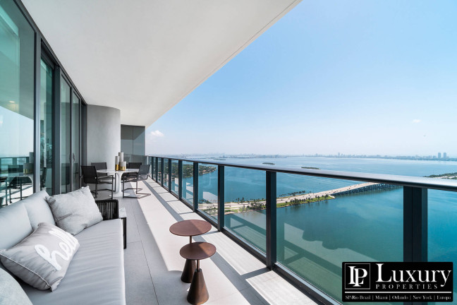 Imagem Apartamento com 3 Quartos à Venda, 200 m² em Miami Design District - Miami Imagem Apartamento com 3 Quartos à Venda, 200 m² em Miami Design District - Miami