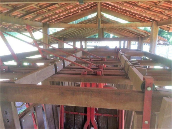 Imagem Imóvel com 3 Quartos à Venda, 448.000 m² em Roseta - Cambuí