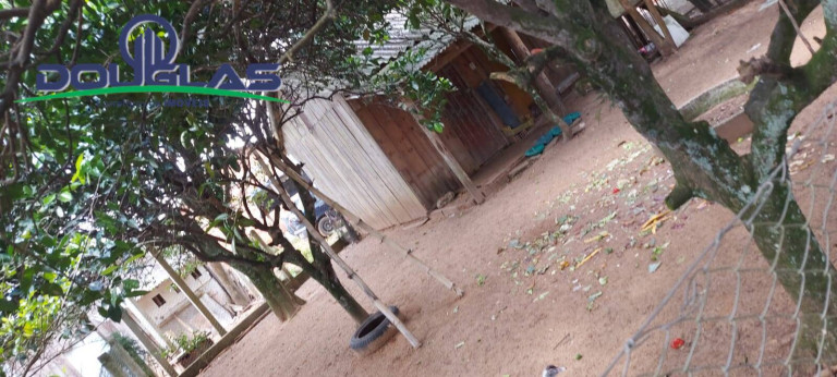 Imagem Casa com 2 Quartos à Venda, 1.700 m² em Viamão Imagem Casa com 2 Quartos à Venda, 1.700 m² em Viamão