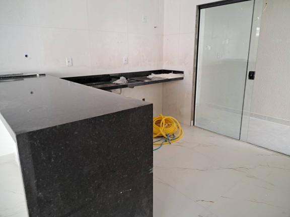 Imagem Casa com 4 Quartos à Venda, 180 m² em Buraquinho - Lauro De Freitas