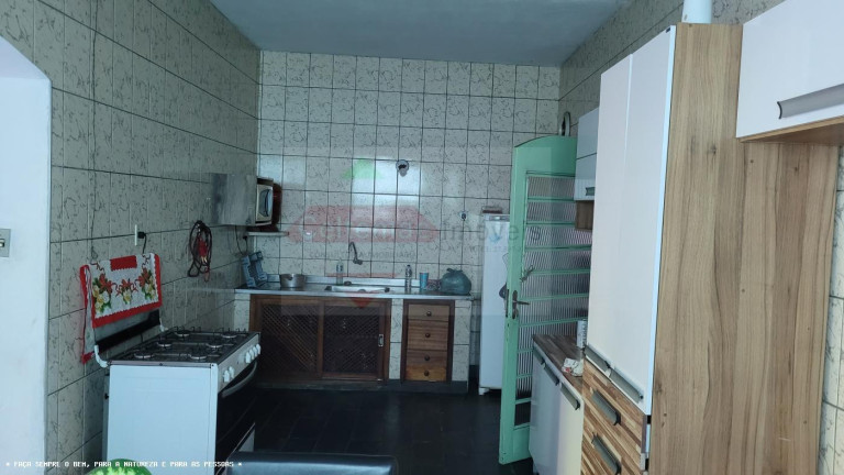 Imagem Casa com 3 Quartos à Venda, 218 m² em Vila Sao Jose - Taubaté Imagem Casa com 3 Quartos à Venda, 218 m² em Vila Sao Jose - Taubaté
