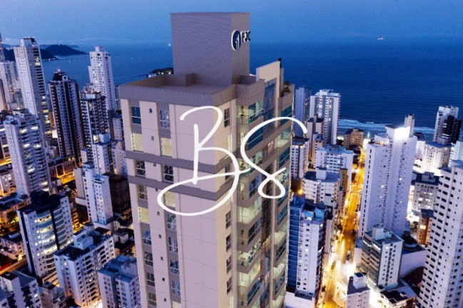 Imagem Apartamento com 4 Quartos à Venda, 146 m² em Centro - Balneário Camboriú Imagem Apartamento com 4 Quartos à Venda, 146 m² em Centro - Balneário Camboriú