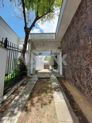 Imagem Casa com 2 Quartos à Venda, 142 m² em Três Figueiras - Porto Alegre Imagem Casa com 2 Quartos à Venda, 142 m² em Três Figueiras - Porto Alegre