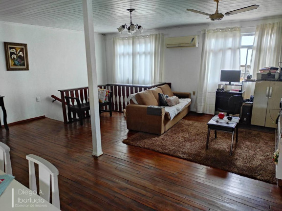 Imagem Casa com 8 Quartos à Venda, 264 m² em Centro - Balneário Camboriú