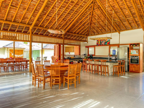 Imagem Imóvel com 6 Quartos à Venda, 596 m² em Pontal De Maceió - Fortim Imagem Imóvel com 6 Quartos à Venda, 596 m² em Pontal De Maceió - Fortim