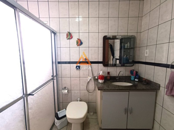 Imagem Casa com 3 Quartos à Venda, 145 m² Imagem Casa com 3 Quartos à Venda, 145 m²