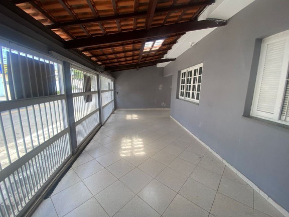 Imagem Casa com 3 Quartos à Venda, 136 m² em Centro - Suzano Imagem Casa com 3 Quartos à Venda, 136 m² em Centro - Suzano