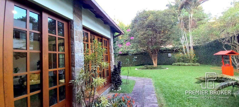 Imagem Casa com 4 Quartos à Venda, 200 m² em Albuquerque - Teresópolis Imagem Casa com 4 Quartos à Venda, 200 m² em Albuquerque - Teresópolis