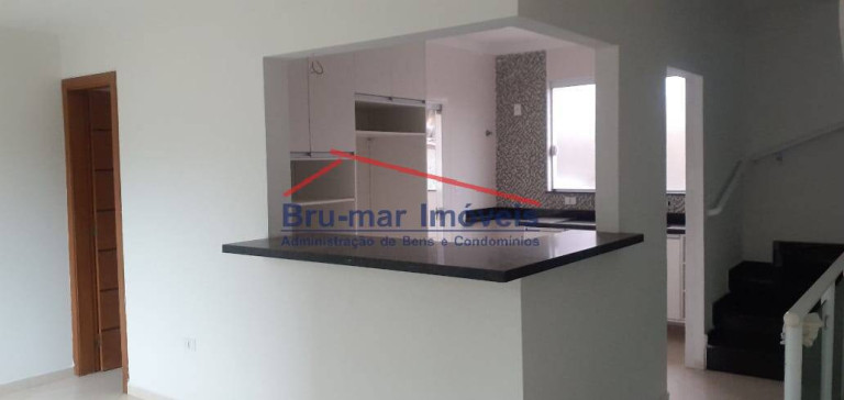 Imagem Casa com 2 Quartos à Venda, 115 m² em Embaré - Santos Imagem Casa com 2 Quartos à Venda, 115 m² em Embaré - Santos