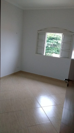 Imagem Sobrado com 2 Quartos à Venda, 180 m² em Vila Rica - Atibaia Imagem Sobrado com 2 Quartos à Venda, 180 m² em Vila Rica - Atibaia