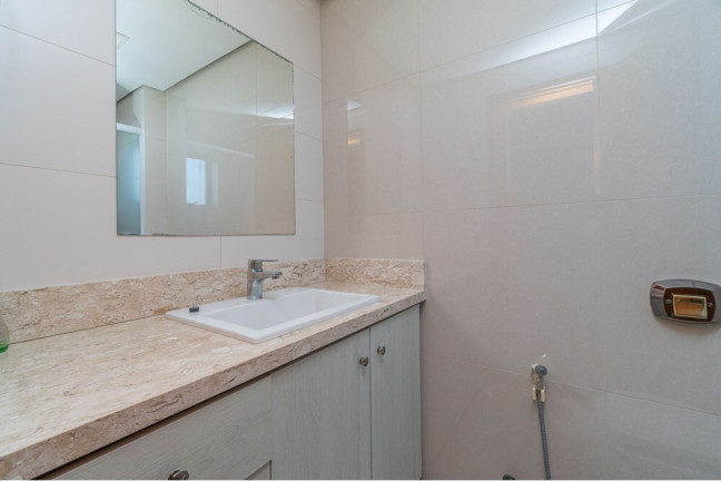Imagem Imóvel com 3 Quartos à Venda, 97 m² em Menino Deus - Porto Alegre Imagem Imóvel com 3 Quartos à Venda, 97 m² em Menino Deus - Porto Alegre