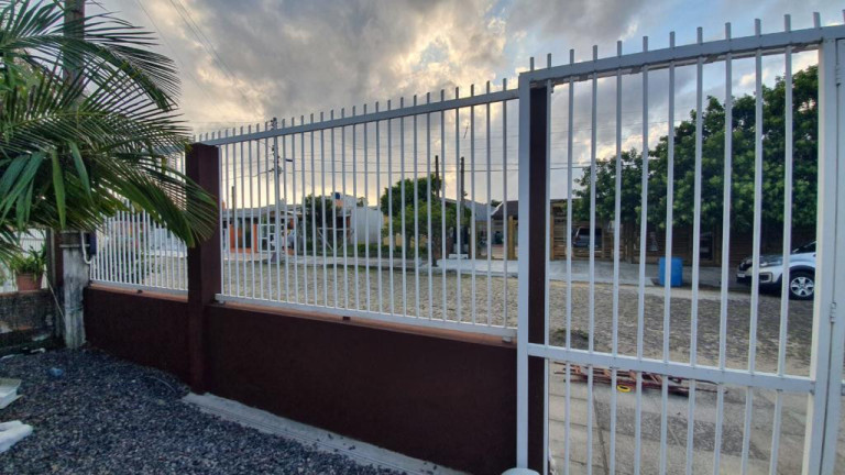 Imagem Casa com 4 Quartos à Venda, 225 m² em Capão Novo - Capao Da Canoa Imagem Casa com 4 Quartos à Venda, 225 m² em Capão Novo - Capao Da Canoa