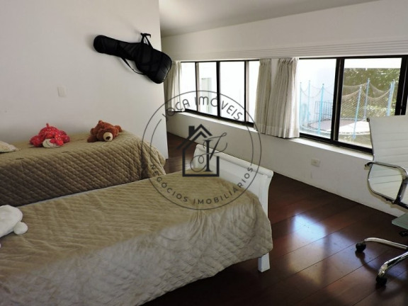 Imagem Casa de Condomínio com 5 Quartos à Venda, 5 m² em Chácara De La Rocca - Carapicuíba Imagem Casa de Condomínio com 5 Quartos à Venda, 5 m² em Chácara De La Rocca - Carapicuíba