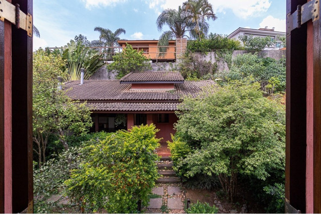 Imagem Casa com 4 Quartos à Venda, 291 m² em Jardim Indaiá - Embu Das Artes Imagem Casa com 4 Quartos à Venda, 291 m² em Jardim Indaiá - Embu Das Artes