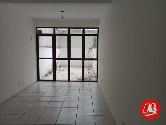 Sala Comercial para Alugar, 30 m² em Auxiliadora - Porto Alegre