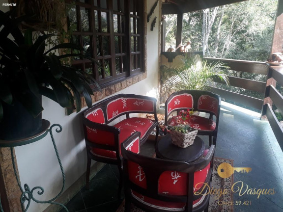 Imagem Casa com 3 Quartos à Venda, 210 m² em Parque Do Imbui - Teresópolis Imagem Casa com 3 Quartos à Venda, 210 m² em Parque Do Imbui - Teresópolis