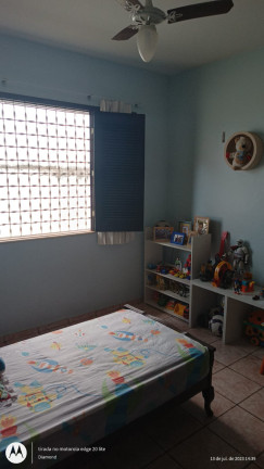 Imagem Casa com 4 Quartos à Venda, 127 m² em Cabral - Teresina Imagem Casa com 4 Quartos à Venda, 127 m² em Cabral - Teresina