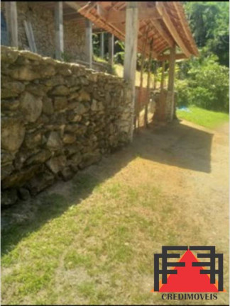 Imagem Casa com 4 Quartos à Venda, 270 m² em Caiubura - Bertioga Imagem Casa com 4 Quartos à Venda, 270 m² em Caiubura - Bertioga