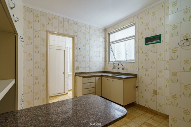 Imagem Imóvel com 2 Quartos à Venda, 74 m² em Centro - Campinas Imagem Imóvel com 2 Quartos à Venda, 74 m² em Centro - Campinas