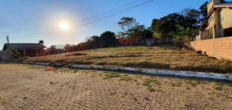 Imagem Terreno à Venda, 300 m² em Centro - Viamão Imagem Terreno à Venda, 300 m² em Centro - Viamão