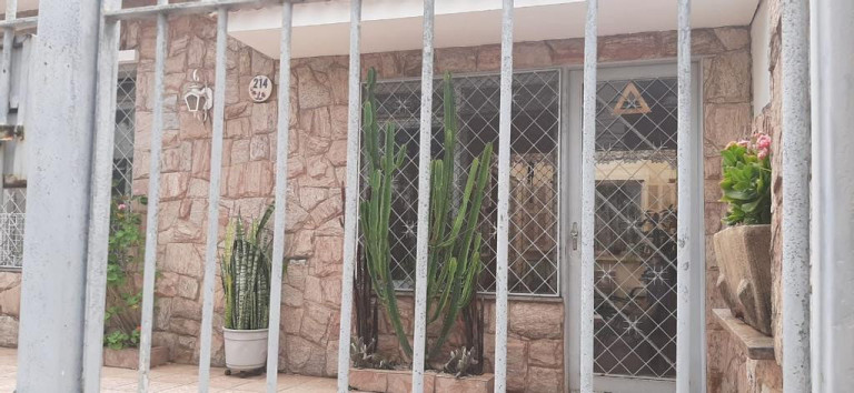 Imagem Imóvel com 4 Quartos à Venda, 160 m² em Vila Itapura - Campinas Imagem Imóvel com 4 Quartos à Venda, 160 m² em Vila Itapura - Campinas