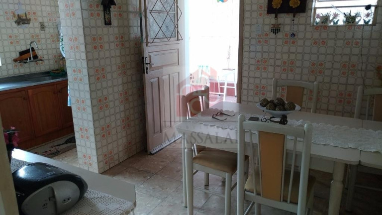 Imagem Casa com 6 Quartos à Venda, 364 m² em Menino Deus - Porto Alegre Imagem Casa com 6 Quartos à Venda, 364 m² em Menino Deus - Porto Alegre