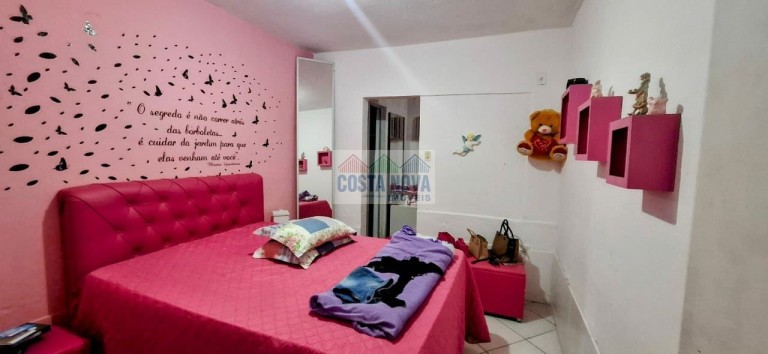 Imagem Casa com 1 Quarto à Venda, 80 m² Imagem Casa com 1 Quarto à Venda, 80 m²