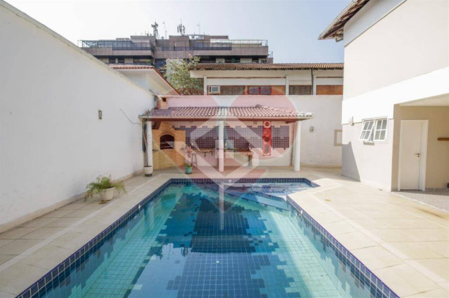 Casa com 4 Quartos à Venda, 750 m² em Barra Da Tijuca - Rio De Janeiro