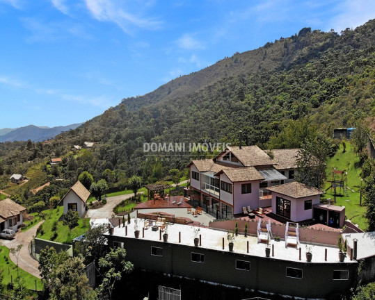 Imagem Casa com 4 Quartos à Venda, 910 m² em Região Do Parque Da água Santa - Campos Do Jordão