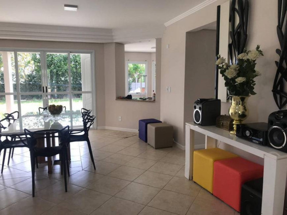 Imagem Casa com 5 Quartos à Venda, 373 m² em Jurerê - Florianópolis Imagem Casa com 5 Quartos à Venda, 373 m² em Jurerê - Florianópolis