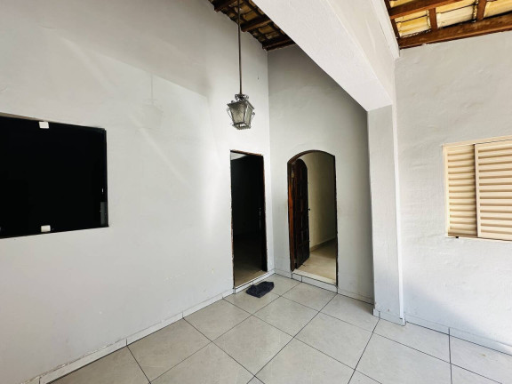 Imagem Casa com 2 Quartos à Venda, 247 m² em Jardim Bom Pastor - Botucatu