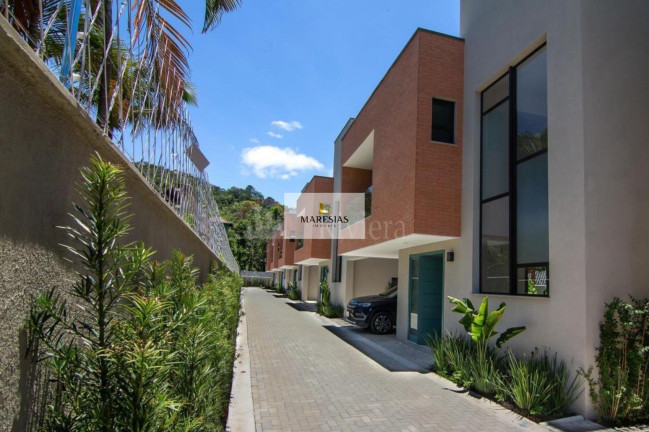 Imagem Casa com 3 Quartos à Venda, 202 m² em Camburi - São Sebastião Imagem Casa com 3 Quartos à Venda, 202 m² em Camburi - São Sebastião