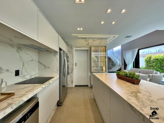 Imagem Casa com 5 Quartos à Venda, em Riviera - Bertioga Imagem Casa com 5 Quartos à Venda, em Riviera - Bertioga