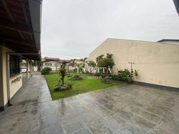 Imagem Casa com 3 Quartos à Venda, 160 m² em São Judas - Itajaí Imagem Casa com 3 Quartos à Venda, 160 m² em São Judas - Itajaí