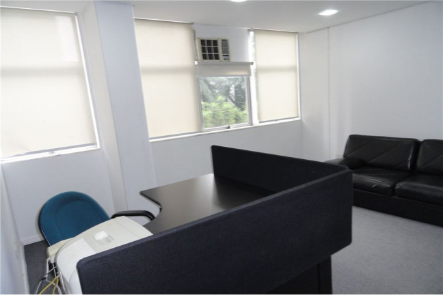 Sala Comercial para Alugar, 194 m² em Cerqueira César - São Paulo