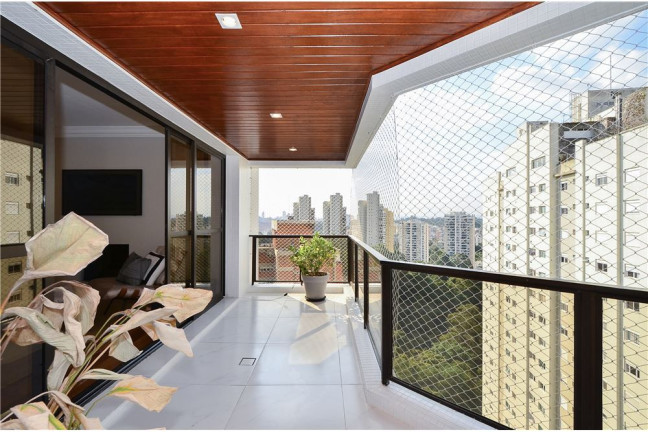 Imagem Imóvel com 4 Quartos à Venda,  em Panamby - São Paulo