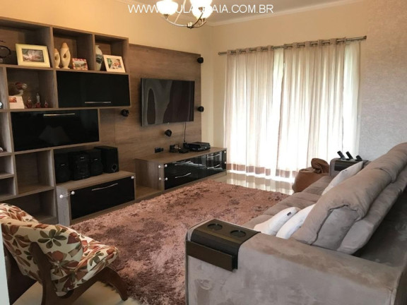 Imagem Casa com 3 Quartos à Venda, 320 m² em Guaxinduva - Atibaia Imagem Casa com 3 Quartos à Venda, 320 m² em Guaxinduva - Atibaia