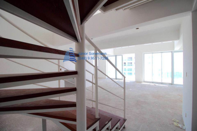Imagem Apartamento com 3 Quartos à Venda, 203 m² em Barreiros - São José