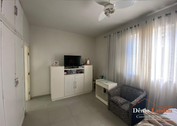 Imagem Casa com 3 Quartos à Venda, 220 m² em Jardim São Luiz - Montes Claros Imagem Casa com 3 Quartos à Venda, 220 m² em Jardim São Luiz - Montes Claros