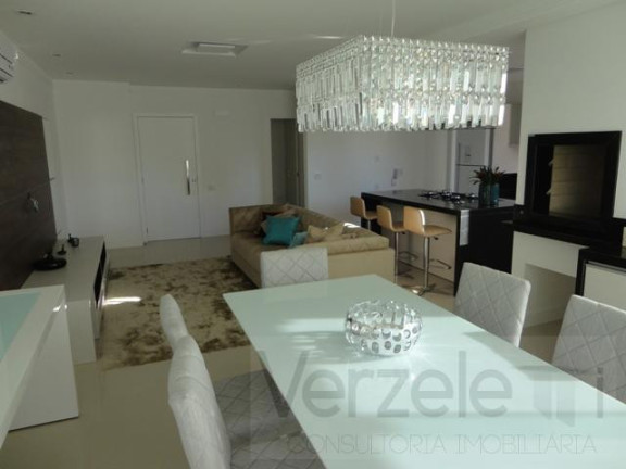 Imagem Apartamento com 3 Quartos à Venda, 130 m² em Centro - Balneário Camboriú Imagem Apartamento com 3 Quartos à Venda, 130 m² em Centro - Balneário Camboriú