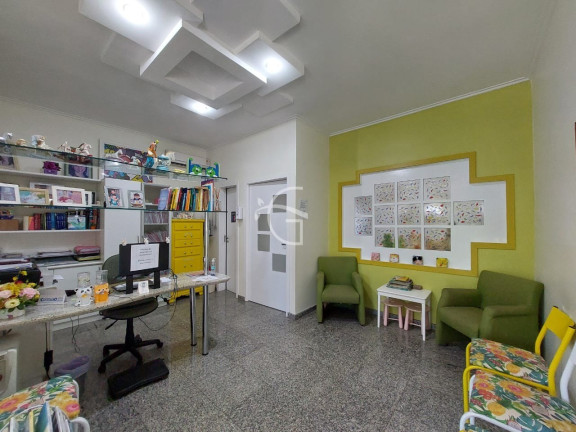 Imóvel Comercial à Venda, 54 m² em América - Joinville