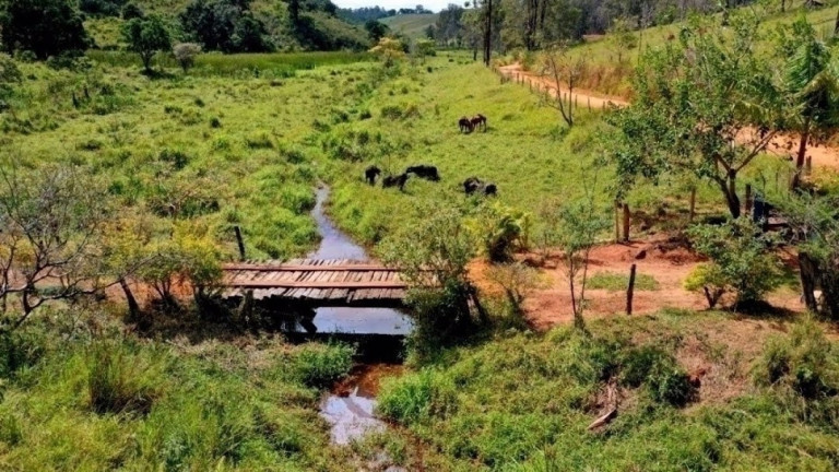 Imagem Fazenda à Venda, 159 m² em Jacaré - Santa Branca Imagem Fazenda à Venda, 159 m² em Jacaré - Santa Branca