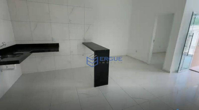 Imagem Casa com 3 Quartos à Venda, 180 m² em Parque Havaí - Eusébio