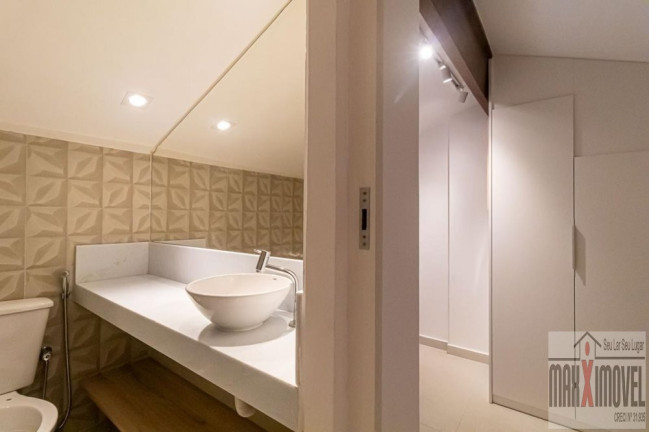 Imagem Cobertura com 2 Quartos à Venda, 68 m² em Copacabana - Rio De Janeiro Imagem Cobertura com 2 Quartos à Venda, 68 m² em Copacabana - Rio De Janeiro