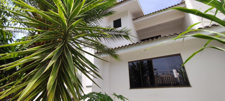 Imagem Casa com 3 Quartos à Venda, 261 m² em Jardim Ipanema - Maringa Imagem Casa com 3 Quartos à Venda, 261 m² em Jardim Ipanema - Maringa