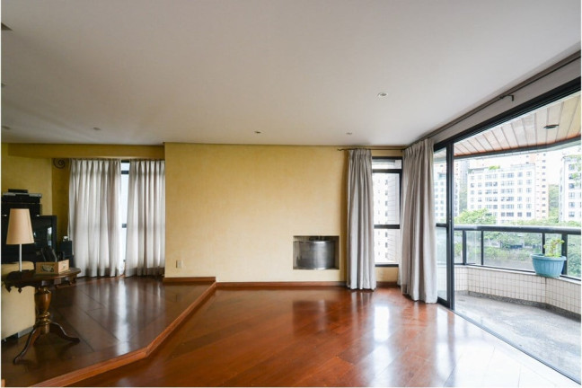 Imagem Imóvel com 4 Quartos à Venda, 160 m² em Vila Suzana - São Paulo Imagem Imóvel com 4 Quartos à Venda, 160 m² em Vila Suzana - São Paulo